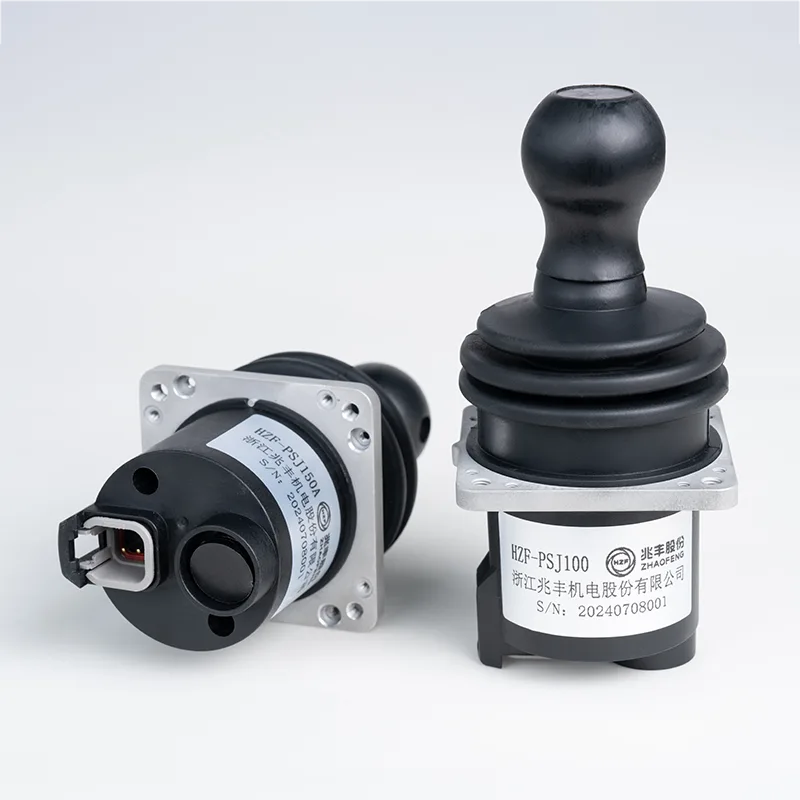 Mâner de comandă electric pentru vehicule industriale rezistent la apă